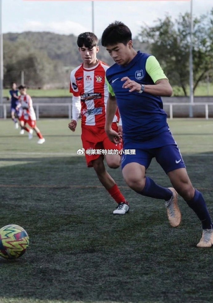 效力巴達洛納U16的中國球員汪修昊，入選西班牙加泰羅尼亞大區隊