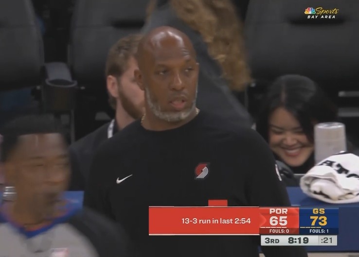經典的勇士領先被追分！開拓者3分鐘內轟出13-3將分差縮小到8分