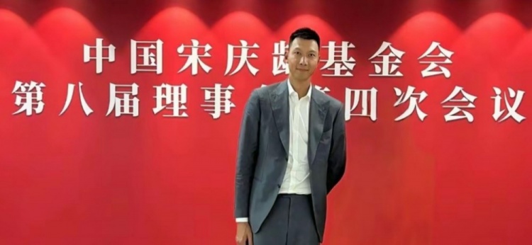 時隔5個月首次公開露面！大河報：易建聯關聯公司成被執行人