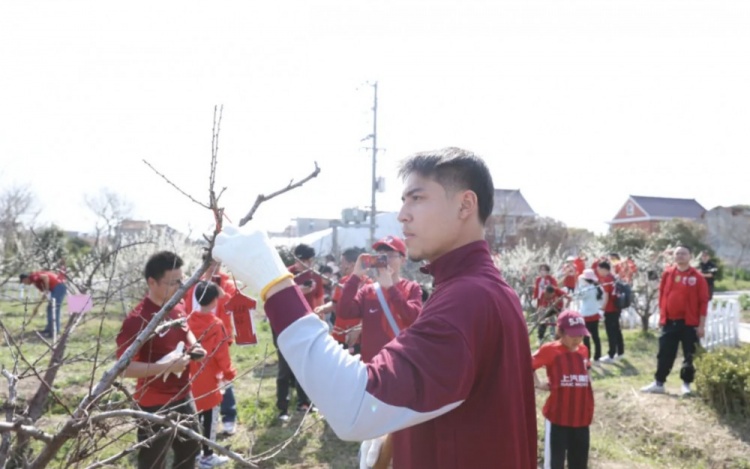 吾米提江：希望能盡早幫助球隊 愿望就是海港冠軍