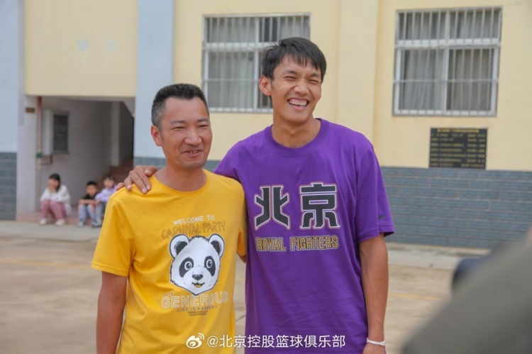 那一封信的故事還在延續 矣進宏母校的師生們來到北京了！