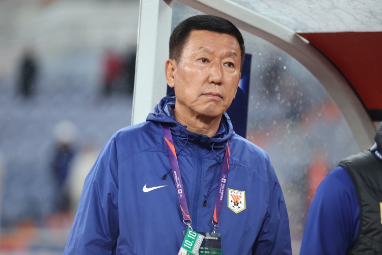 記者：泰山隊7日恢復訓練，間歇期后有望同時安排五外援首發