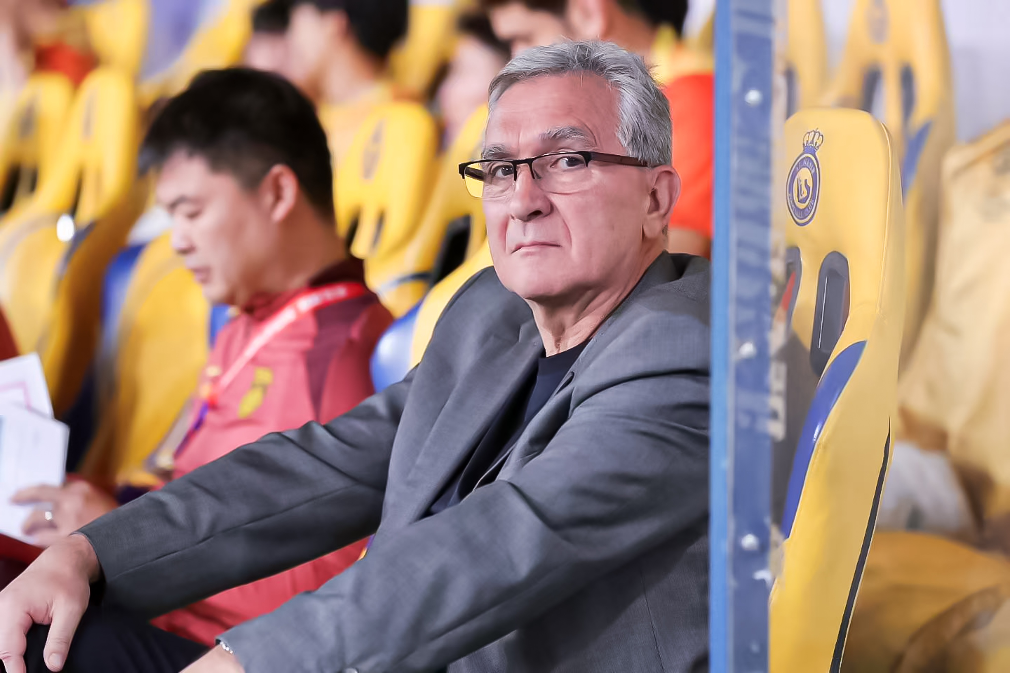 媒體人：長期集訓伊萬練了什么？進攻戰術只有高準翼大腳找張玉寧